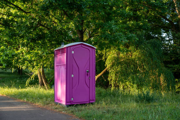 Best Porta potty delivery and setup  in Miami Shores, FL
